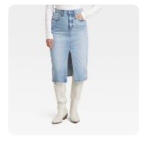 Universal Thread Women’s High-Rise Denim Modi Skirt - size 10